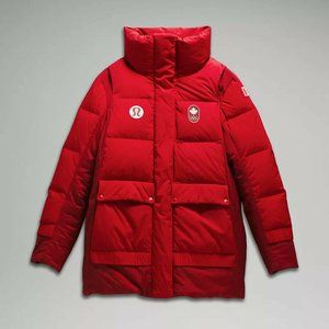 Lululemon Team Canada 22 Women Down Jacket COC